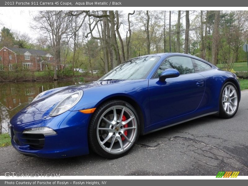 Front 3/4 View of 2013 911 Carrera 4S Coupe