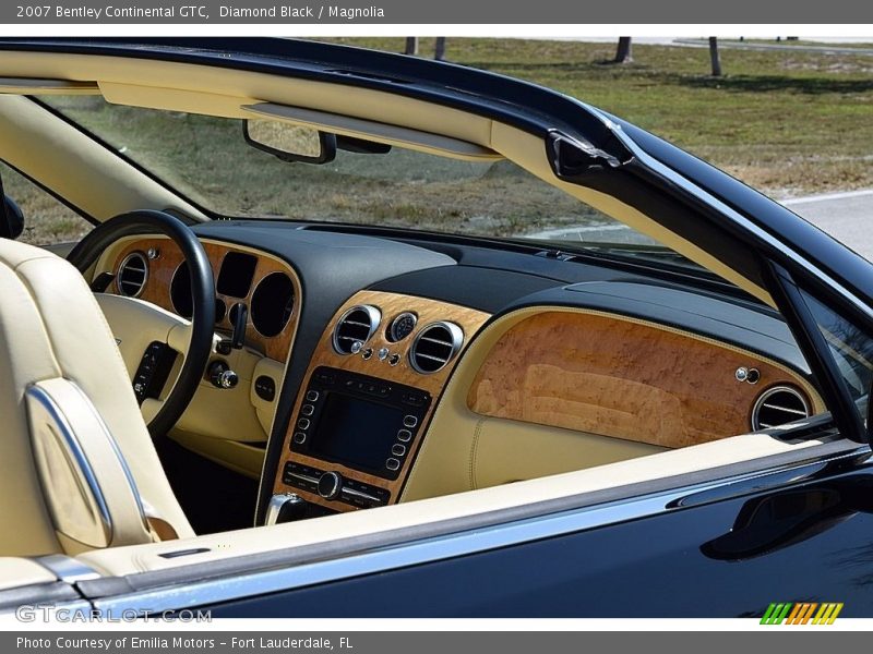 Diamond Black / Magnolia 2007 Bentley Continental GTC