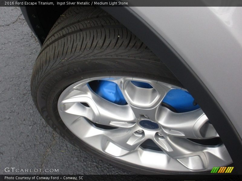 Ingot Silver Metallic / Medium Light Stone 2016 Ford Escape Titanium