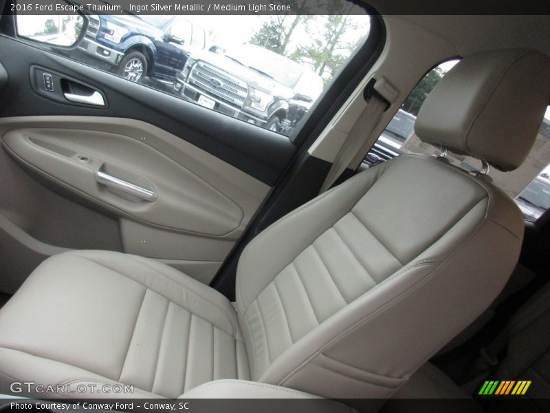 Ingot Silver Metallic / Medium Light Stone 2016 Ford Escape Titanium