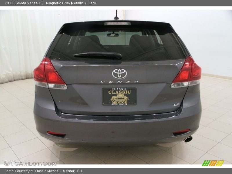 Magnetic Gray Metallic / Black 2013 Toyota Venza LE