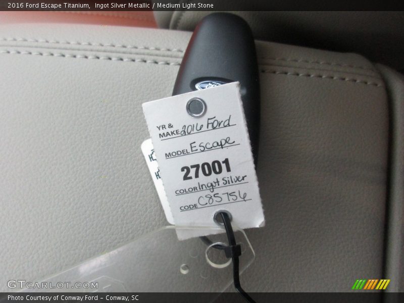 Ingot Silver Metallic / Medium Light Stone 2016 Ford Escape Titanium