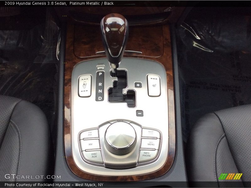 Platinum Metallic / Black 2009 Hyundai Genesis 3.8 Sedan