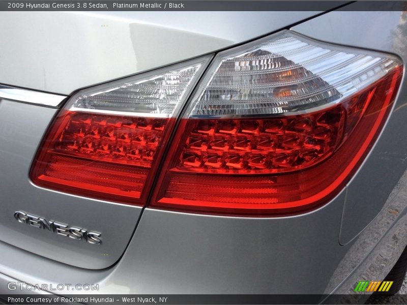 Platinum Metallic / Black 2009 Hyundai Genesis 3.8 Sedan