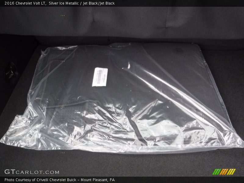 Silver Ice Metallic / Jet Black/Jet Black 2016 Chevrolet Volt LT