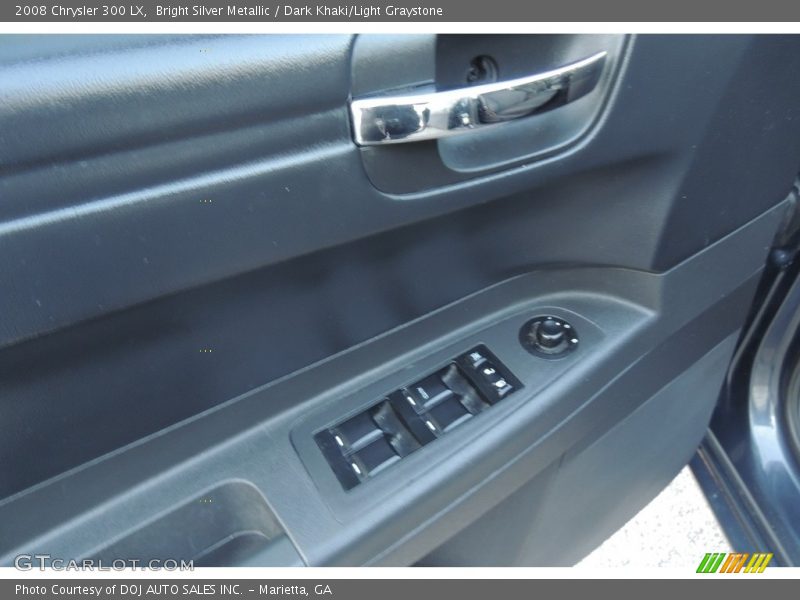 Bright Silver Metallic / Dark Khaki/Light Graystone 2008 Chrysler 300 LX