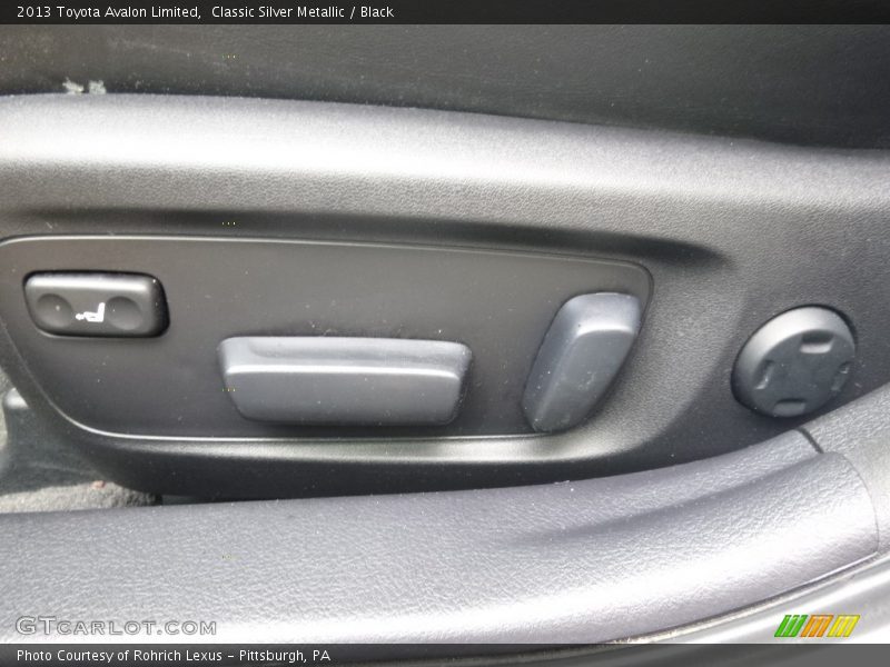 Classic Silver Metallic / Black 2013 Toyota Avalon Limited