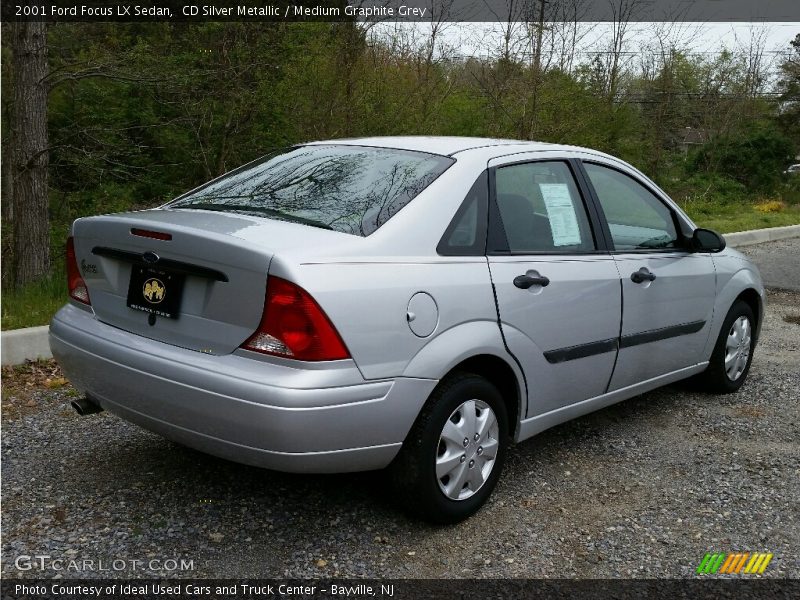 CD Silver Metallic / Medium Graphite Grey 2001 Ford Focus LX Sedan