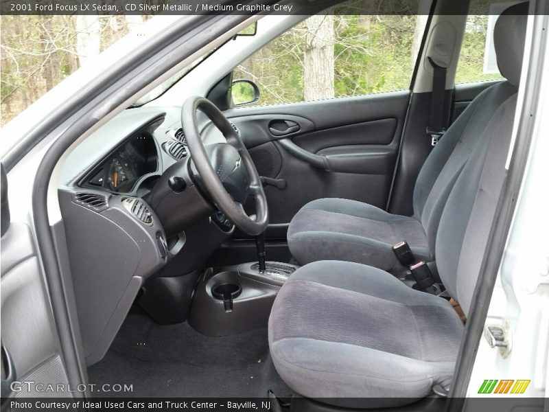 CD Silver Metallic / Medium Graphite Grey 2001 Ford Focus LX Sedan
