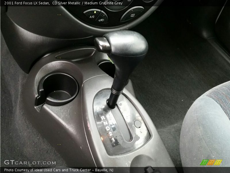 CD Silver Metallic / Medium Graphite Grey 2001 Ford Focus LX Sedan