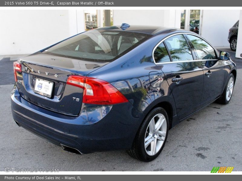 Caspian Blue Metallic / Off-Black 2015 Volvo S60 T5 Drive-E