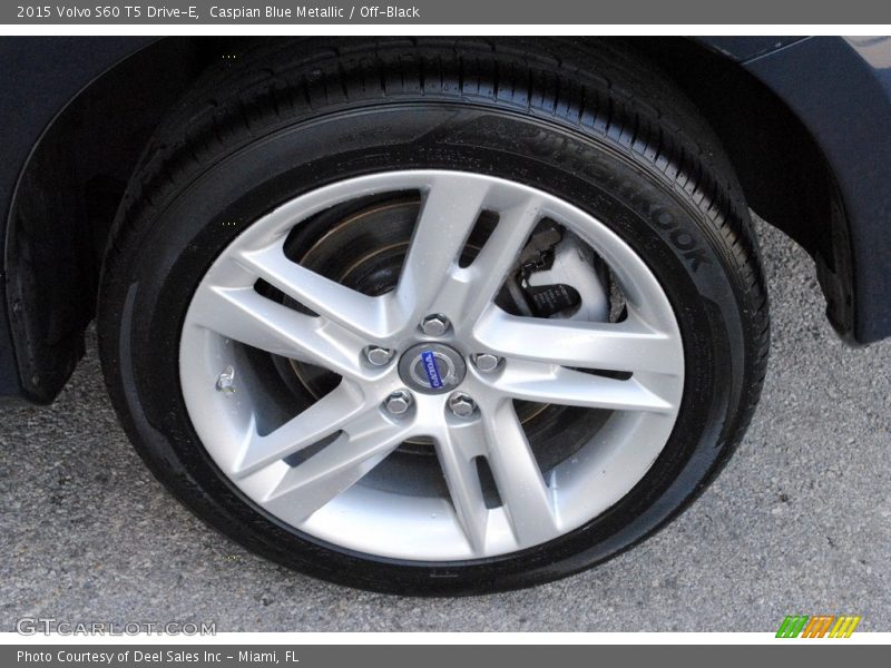 Caspian Blue Metallic / Off-Black 2015 Volvo S60 T5 Drive-E
