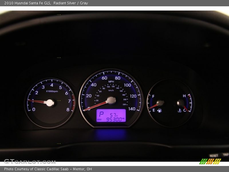 Radiant Silver / Gray 2010 Hyundai Santa Fe GLS