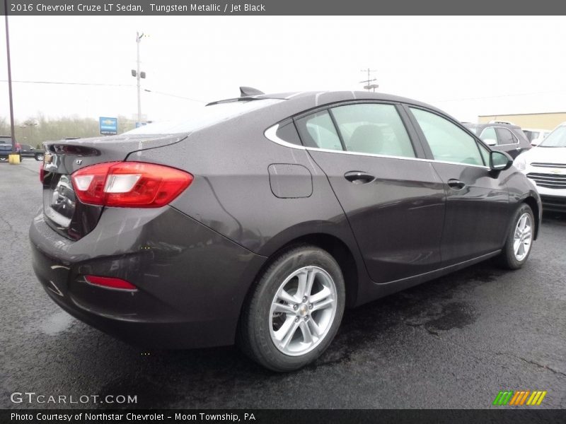 Tungsten Metallic / Jet Black 2016 Chevrolet Cruze LT Sedan