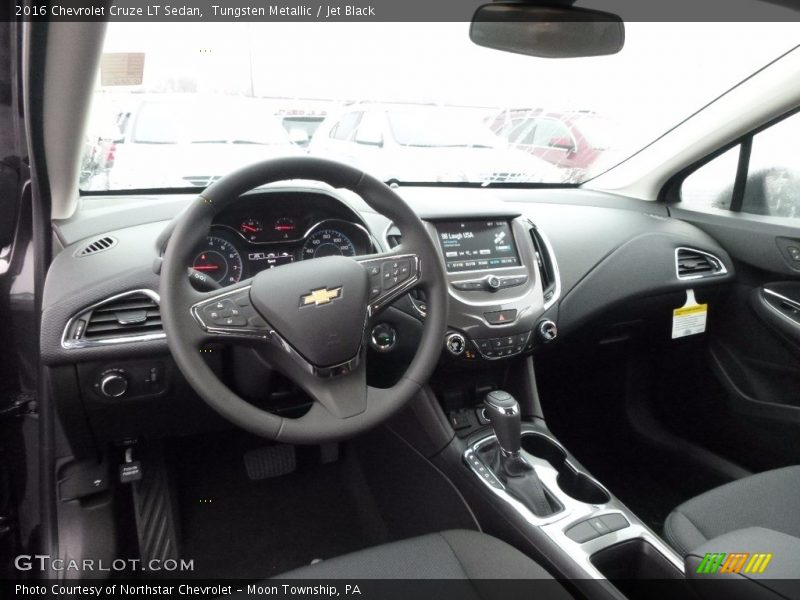 Tungsten Metallic / Jet Black 2016 Chevrolet Cruze LT Sedan