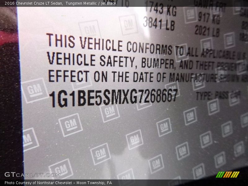 Tungsten Metallic / Jet Black 2016 Chevrolet Cruze LT Sedan