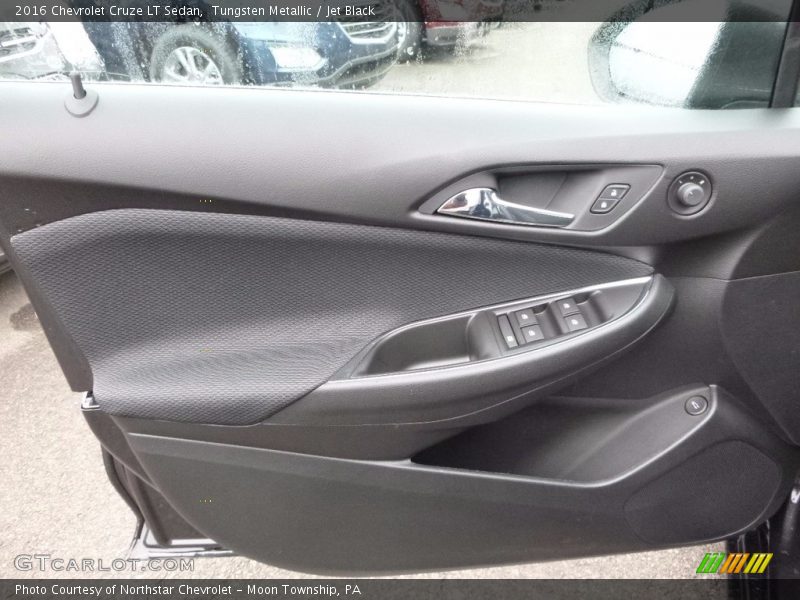 Tungsten Metallic / Jet Black 2016 Chevrolet Cruze LT Sedan