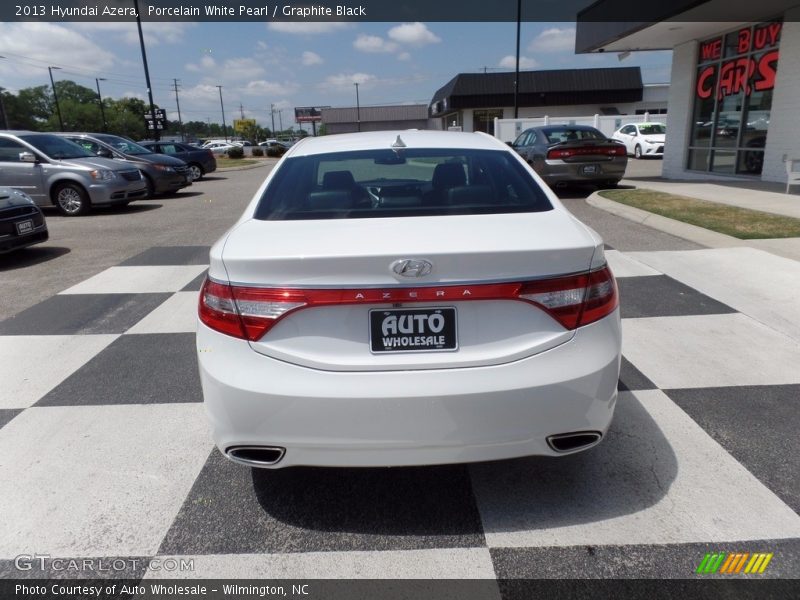 Porcelain White Pearl / Graphite Black 2013 Hyundai Azera