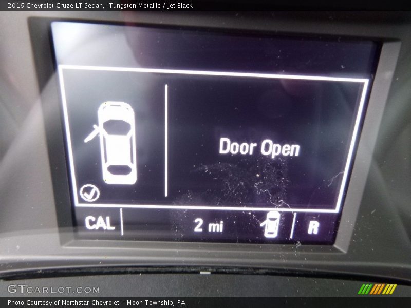 Tungsten Metallic / Jet Black 2016 Chevrolet Cruze LT Sedan