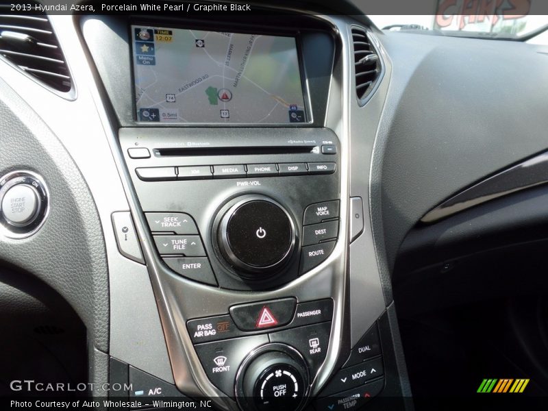Porcelain White Pearl / Graphite Black 2013 Hyundai Azera