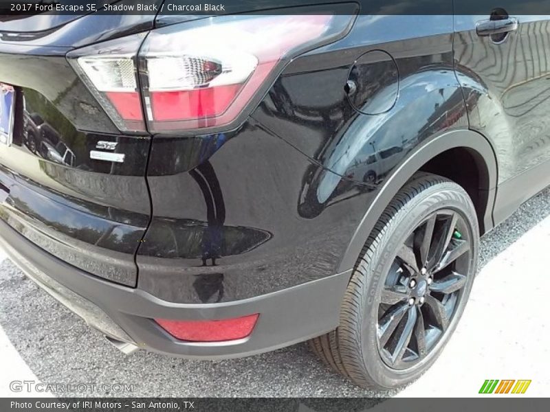 Shadow Black / Charcoal Black 2017 Ford Escape SE
