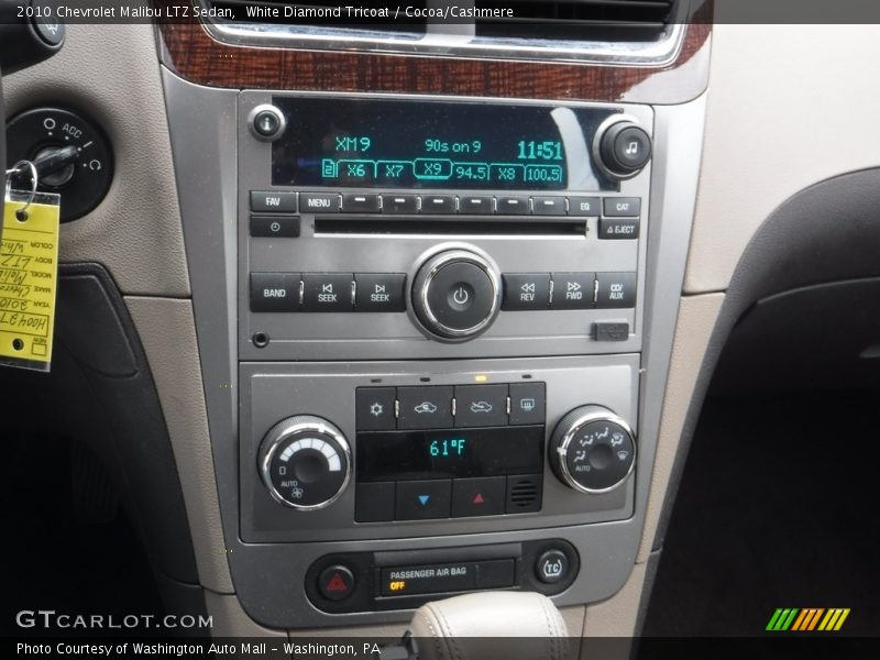 White Diamond Tricoat / Cocoa/Cashmere 2010 Chevrolet Malibu LTZ Sedan