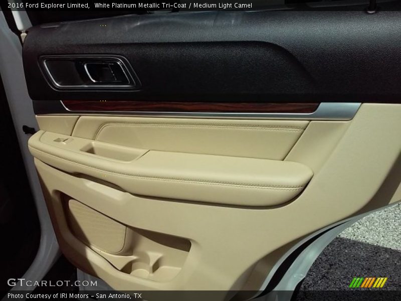 White Platinum Metallic Tri-Coat / Medium Light Camel 2016 Ford Explorer Limited