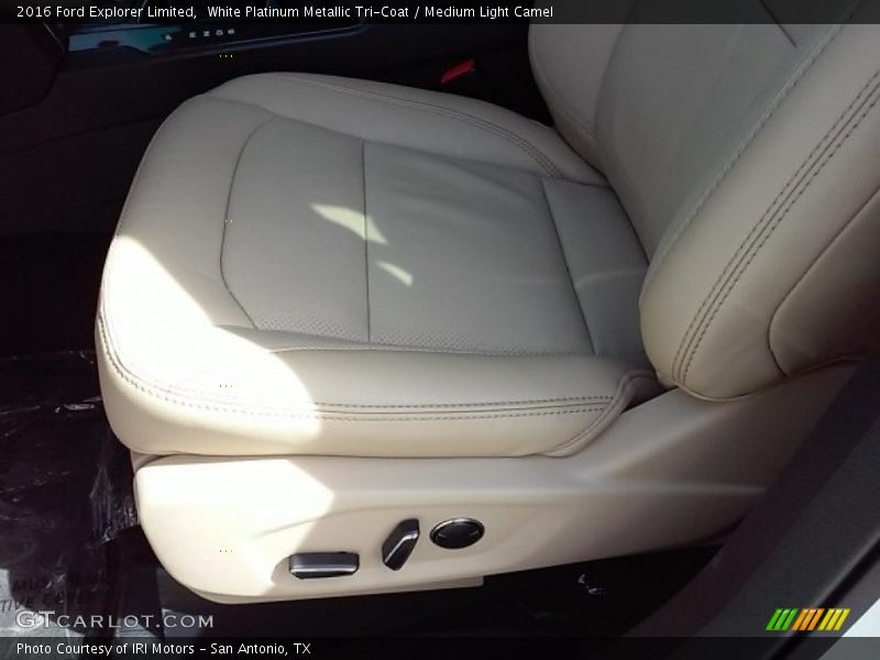 White Platinum Metallic Tri-Coat / Medium Light Camel 2016 Ford Explorer Limited