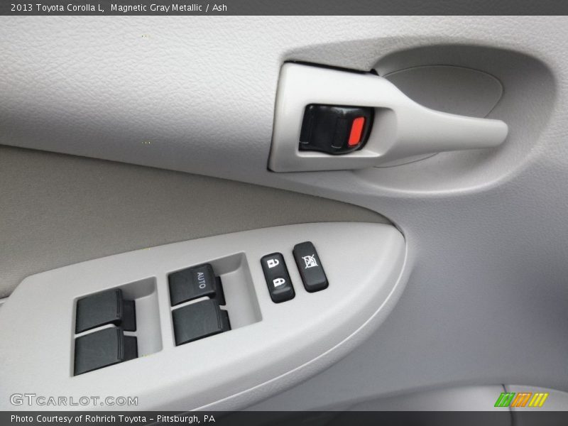 Magnetic Gray Metallic / Ash 2013 Toyota Corolla L