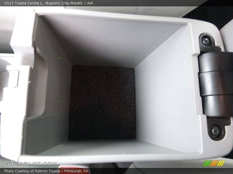 Magnetic Gray Metallic / Ash 2013 Toyota Corolla L