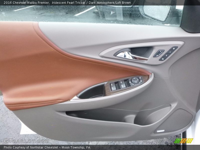 Iridescent Pearl Tricoat / Dark Atmosphere/Loft Brown 2016 Chevrolet Malibu Premier
