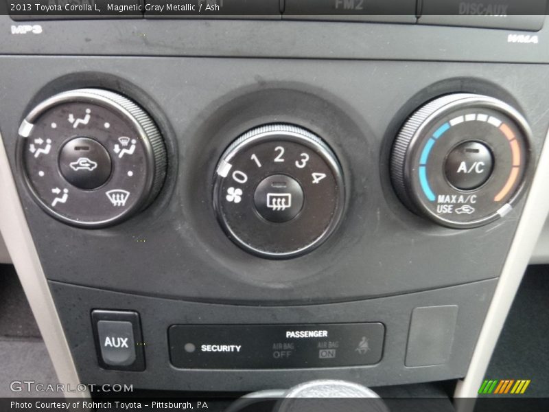 Magnetic Gray Metallic / Ash 2013 Toyota Corolla L
