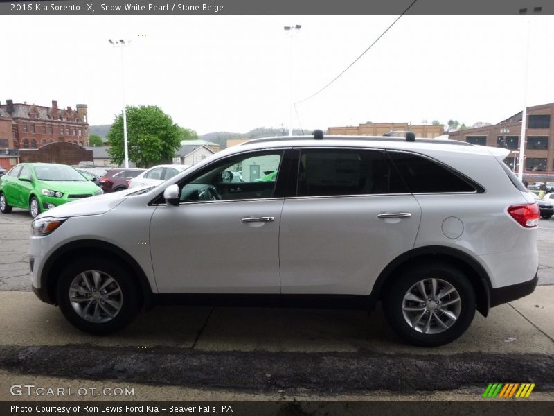 Snow White Pearl / Stone Beige 2016 Kia Sorento LX