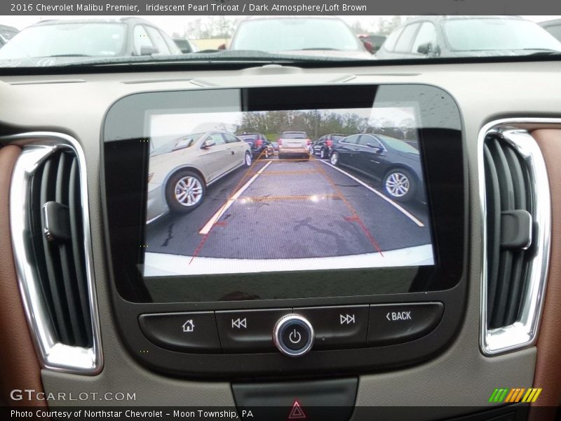 Iridescent Pearl Tricoat / Dark Atmosphere/Loft Brown 2016 Chevrolet Malibu Premier