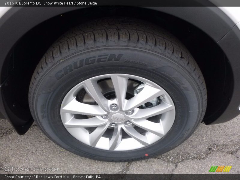 Snow White Pearl / Stone Beige 2016 Kia Sorento LX