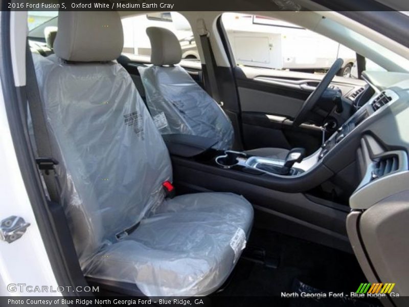 Oxford White / Medium Earth Gray 2016 Ford Fusion S