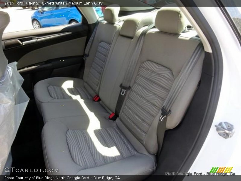 Oxford White / Medium Earth Gray 2016 Ford Fusion S