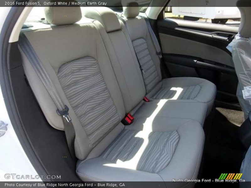 Oxford White / Medium Earth Gray 2016 Ford Fusion S