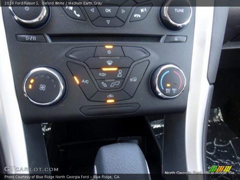 Oxford White / Medium Earth Gray 2016 Ford Fusion S