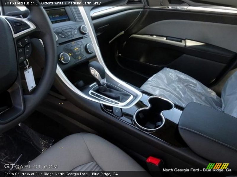 Oxford White / Medium Earth Gray 2016 Ford Fusion S