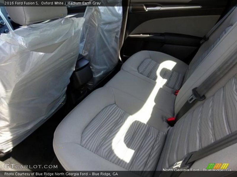 Oxford White / Medium Earth Gray 2016 Ford Fusion S