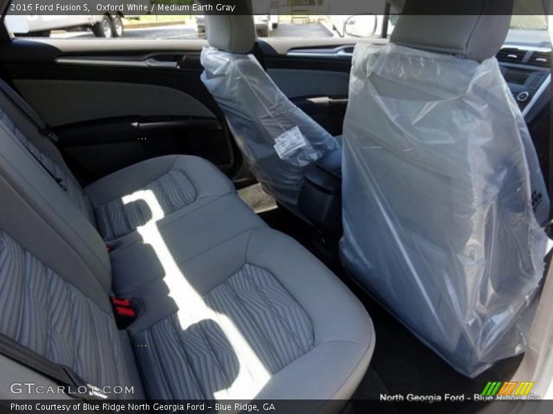 Oxford White / Medium Earth Gray 2016 Ford Fusion S