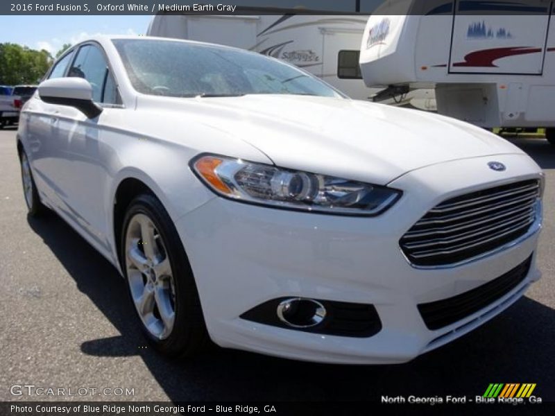 Oxford White / Medium Earth Gray 2016 Ford Fusion S