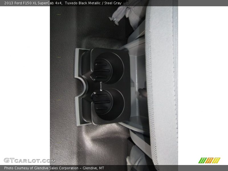 Tuxedo Black Metallic / Steel Gray 2013 Ford F150 XL SuperCab 4x4
