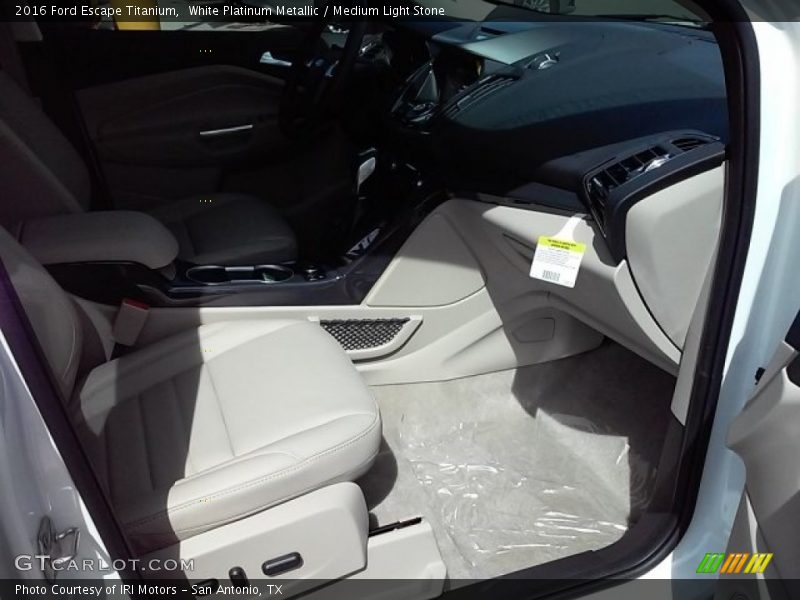 White Platinum Metallic / Medium Light Stone 2016 Ford Escape Titanium