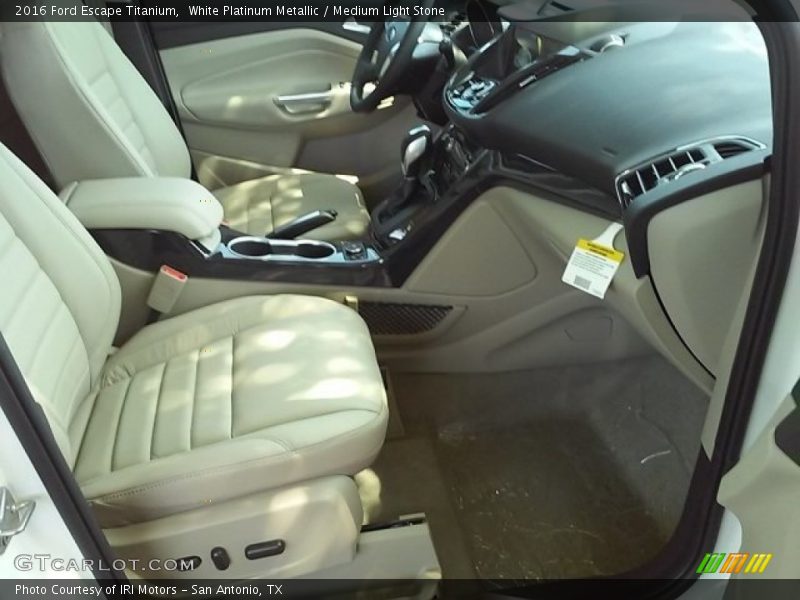 White Platinum Metallic / Medium Light Stone 2016 Ford Escape Titanium