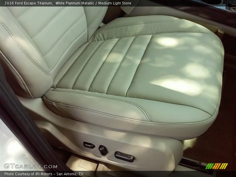 White Platinum Metallic / Medium Light Stone 2016 Ford Escape Titanium