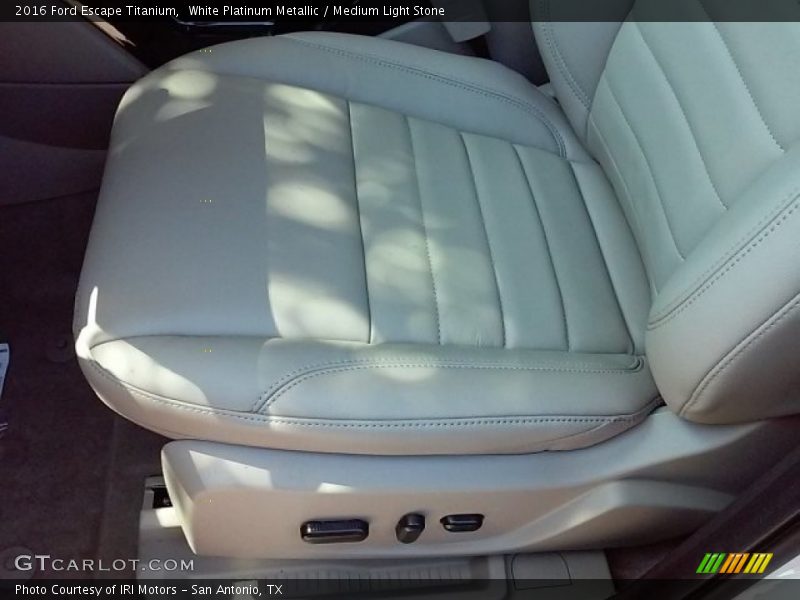 White Platinum Metallic / Medium Light Stone 2016 Ford Escape Titanium