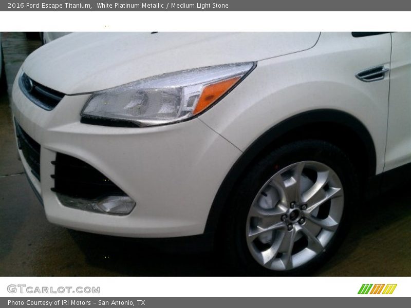White Platinum Metallic / Medium Light Stone 2016 Ford Escape Titanium