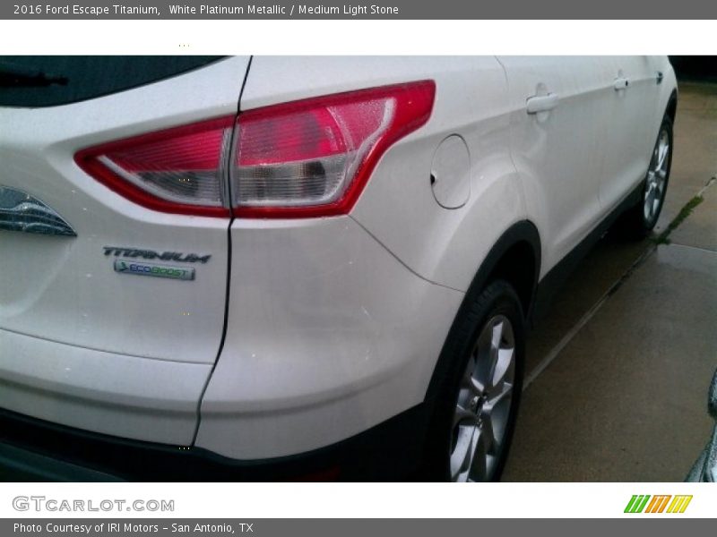 White Platinum Metallic / Medium Light Stone 2016 Ford Escape Titanium